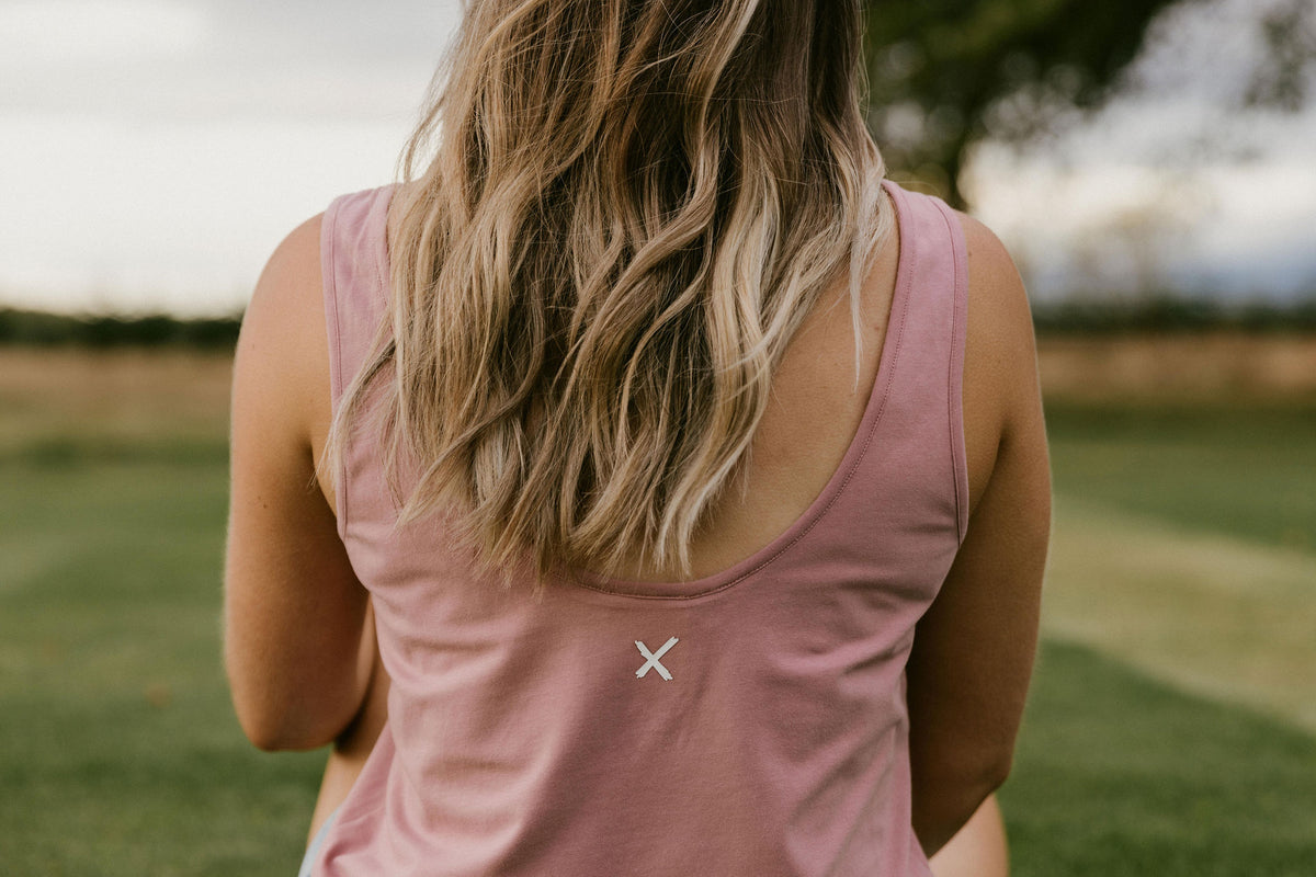 Heather Singlet Rouge With White X