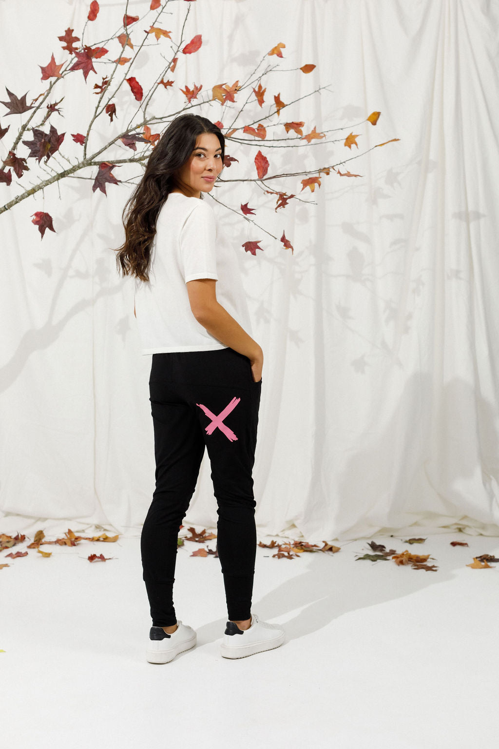 Apartment Pants Black With Candy Pink X