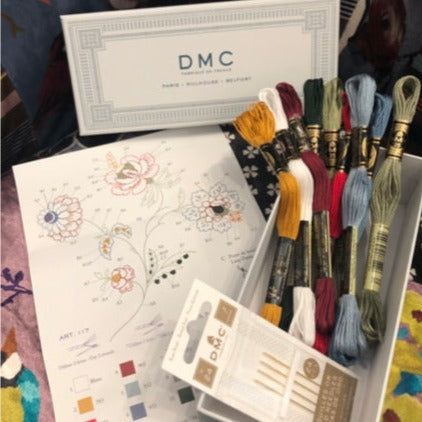 DMC Vintage Box - With Thread & Chart