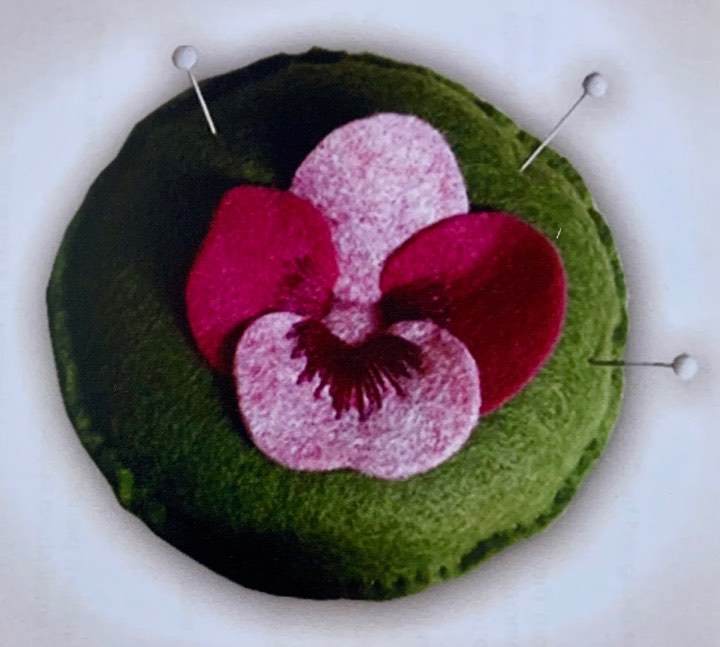 Pink Pansy Pincushion Kitset