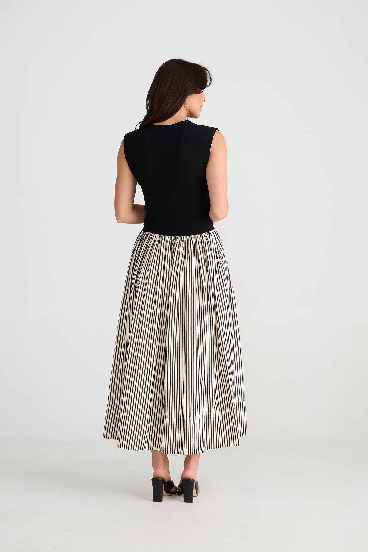 Daphne Dress White With Black Stripe