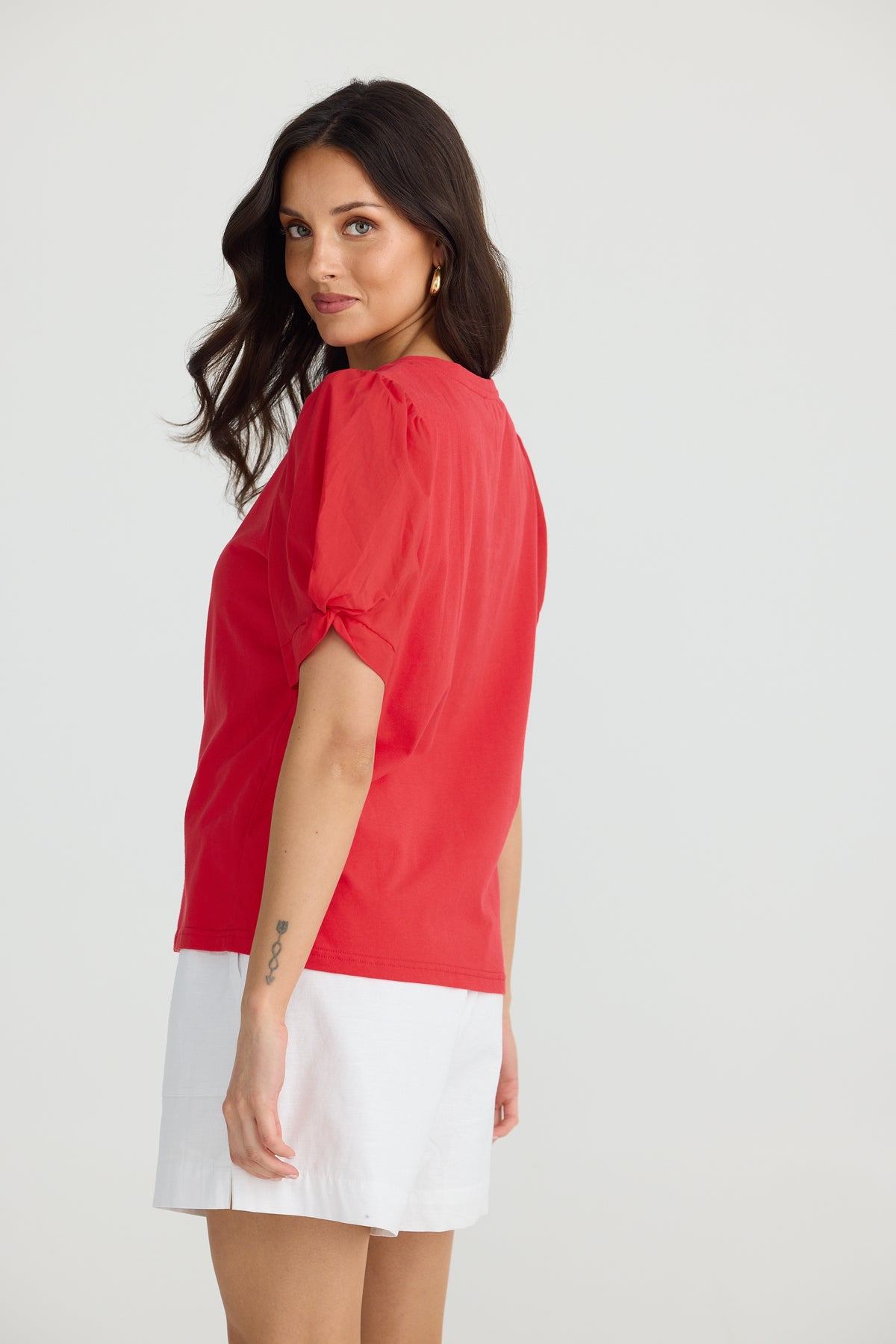 Abigail V Neck Tee Chilli