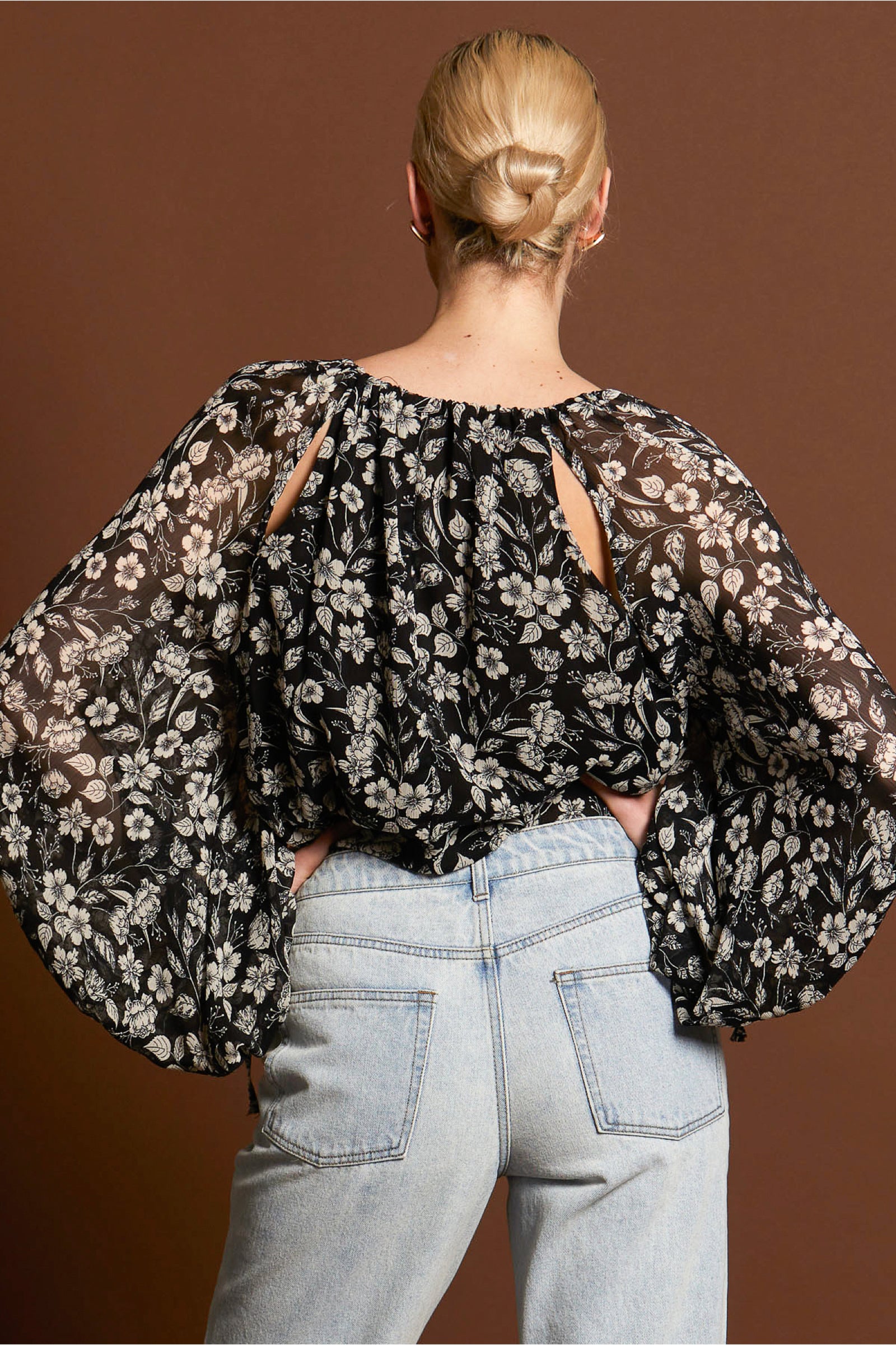 Boho floral outlet top