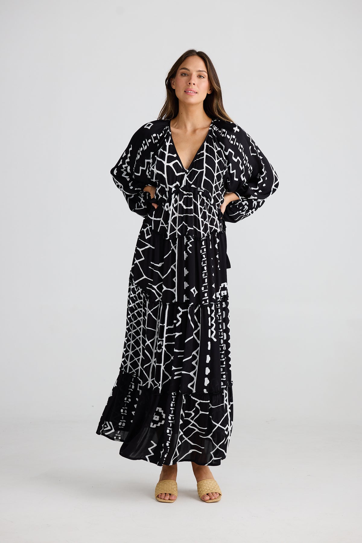 Wing And Prayer Maxi Black Indus