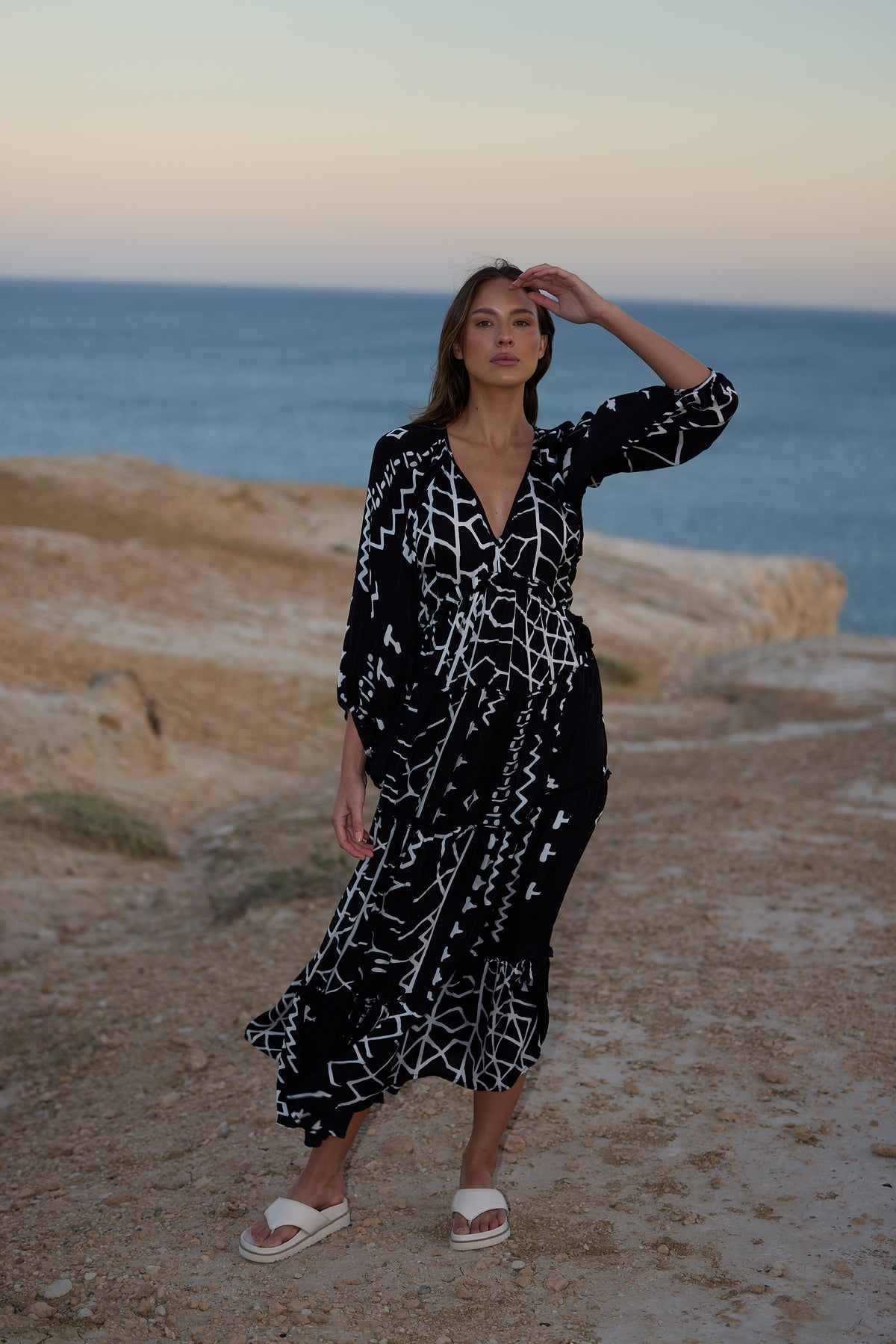 Wing And Prayer Maxi Black Indus