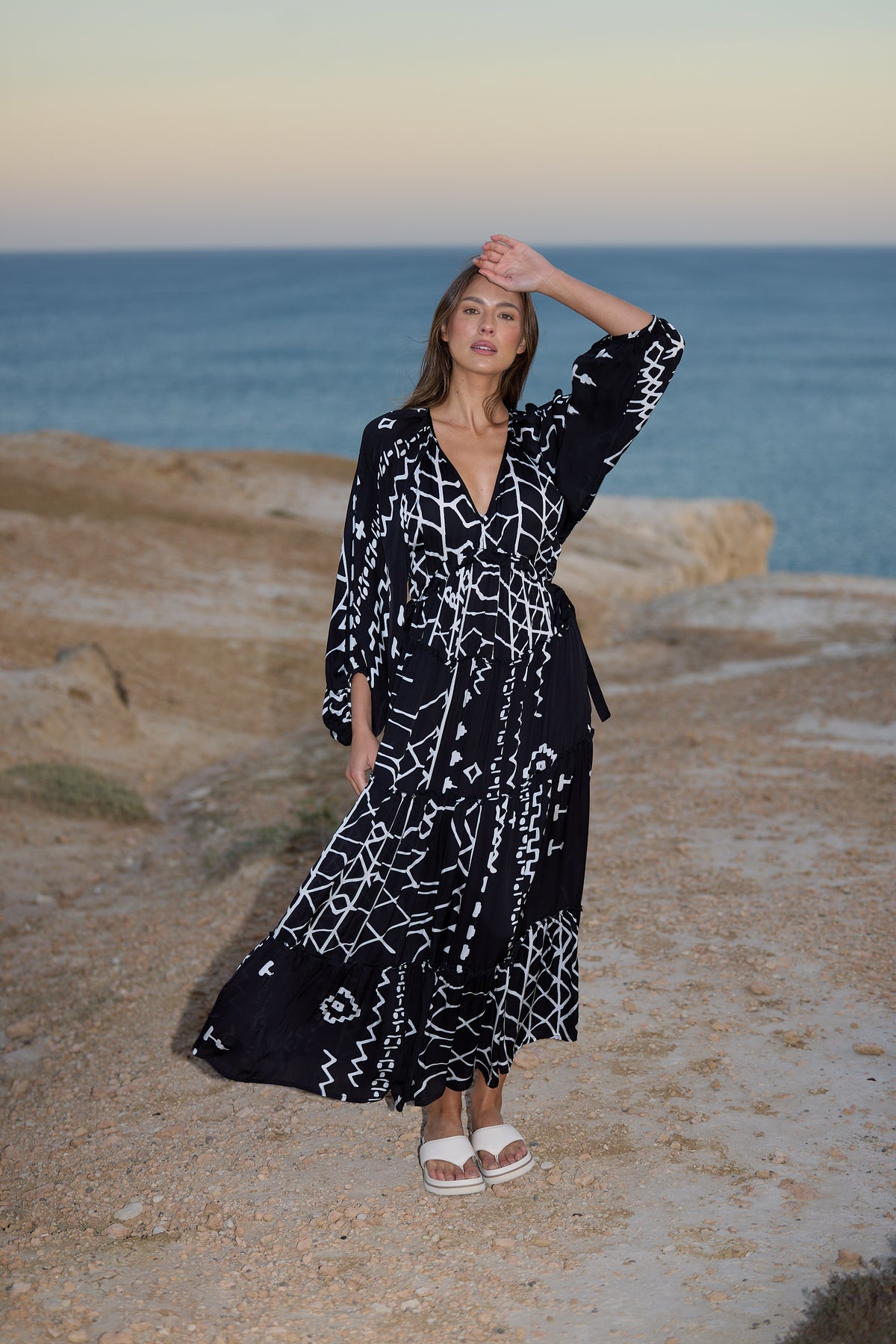 Wing And Prayer Maxi Black Indus