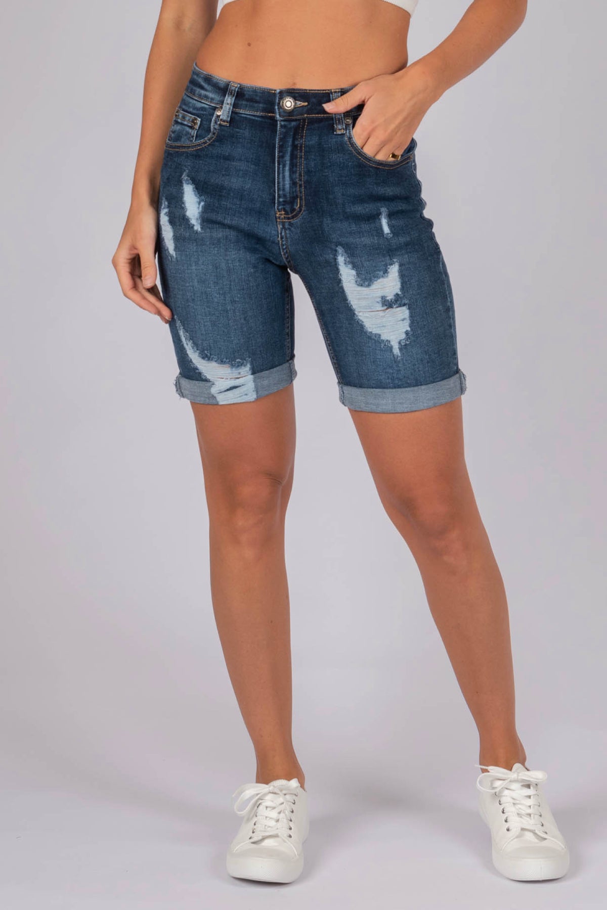 Greta Distressed Short Dark Blue Wash