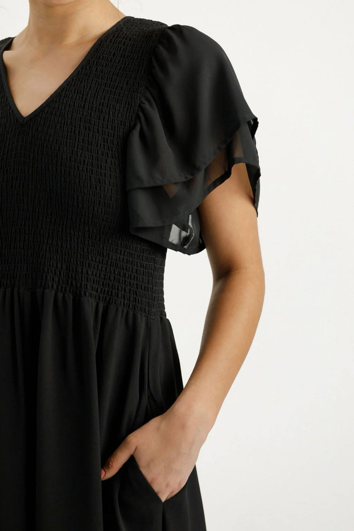 Gwyneth Dress Black