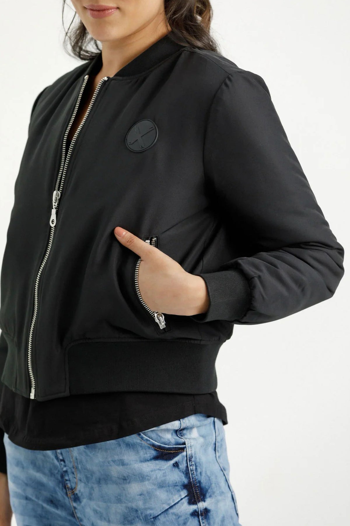 Wyld Bomber Black