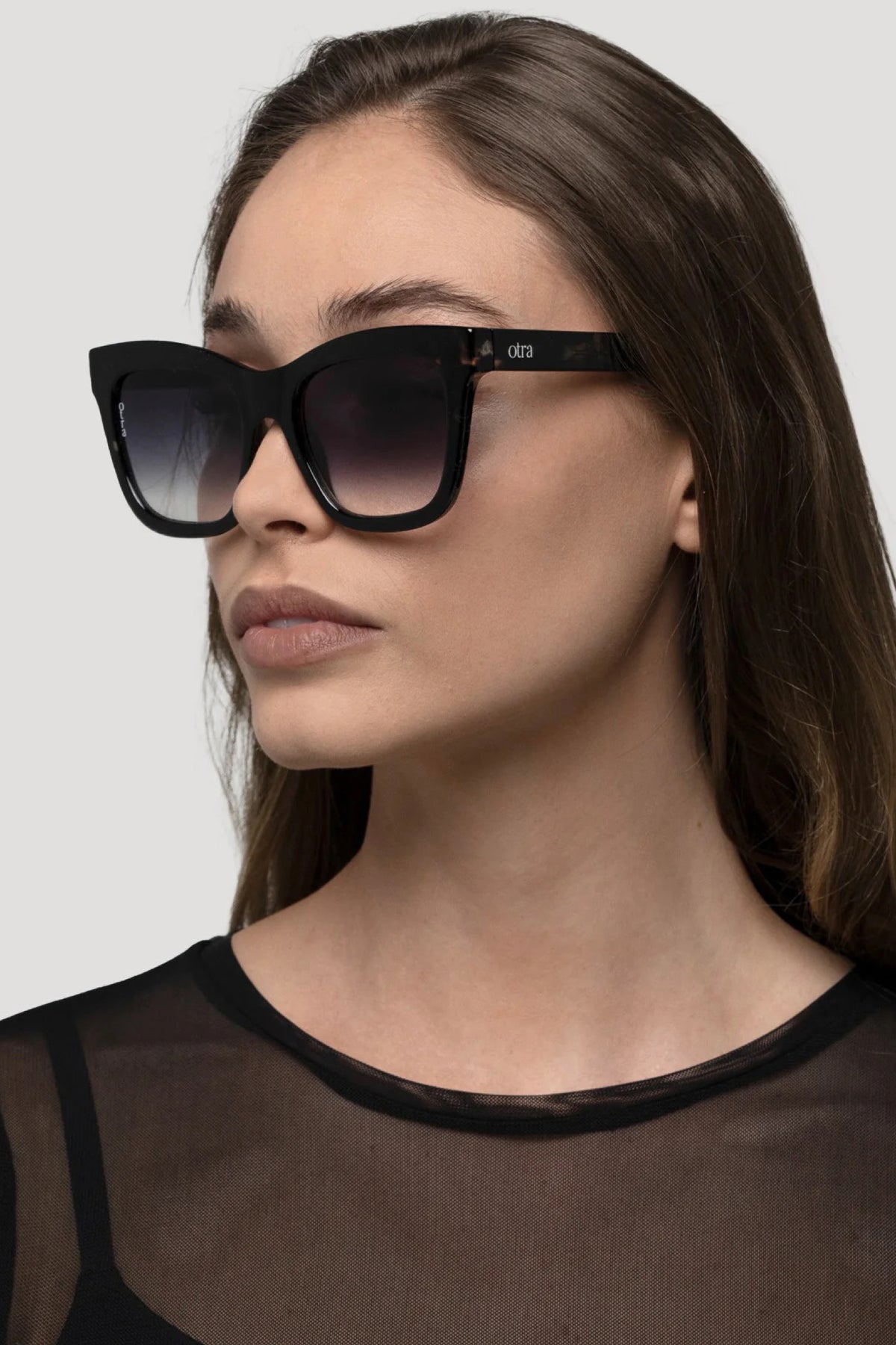 Irma Black Smoke Sunnies