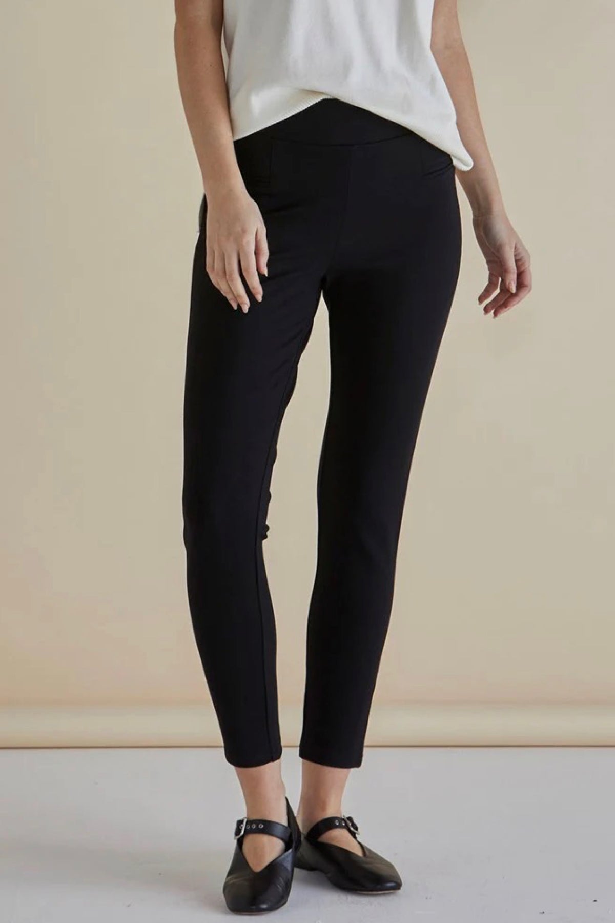 Gwen Ponte Legging Black